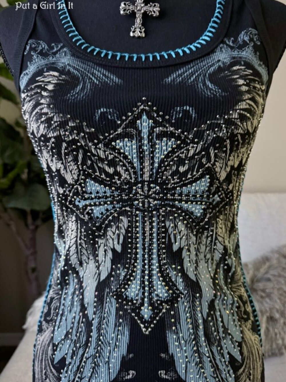 Vocal Apparel Women's Plus Size Crystal Black Blue Cross Wings Tank Top 1x 2x 3x - Picture 2 of 4